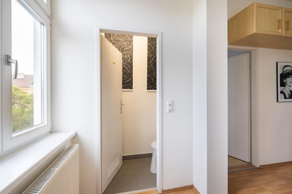 Beautiful 1 Bedroom Apartment Near Schoenbrunn 维也纳 外观 照片